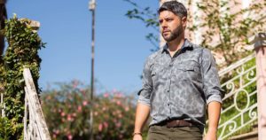 Camisa estampada masculina: como utilizá-la no dia a dia? Camisaria Italiana